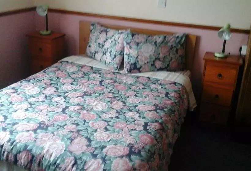 Aamiaismajoitus (B&B) Ballyegan House