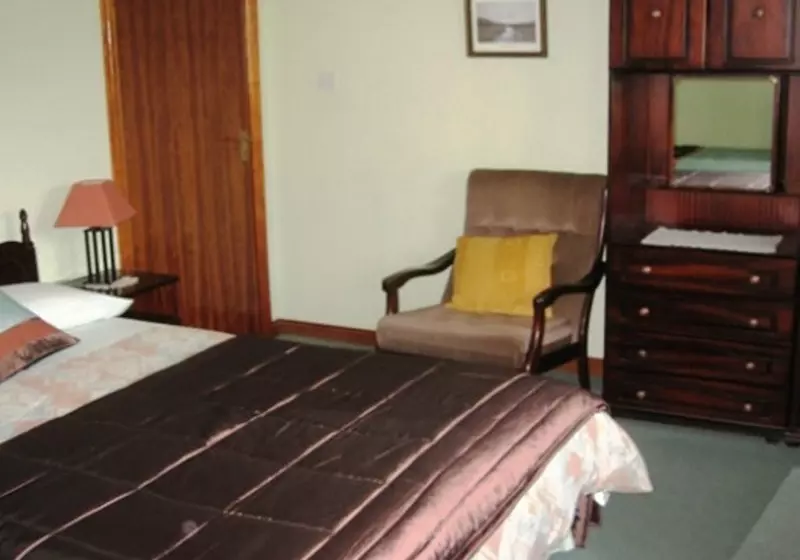 ベッドアンドブレックファースト Briseadh Na Carraige