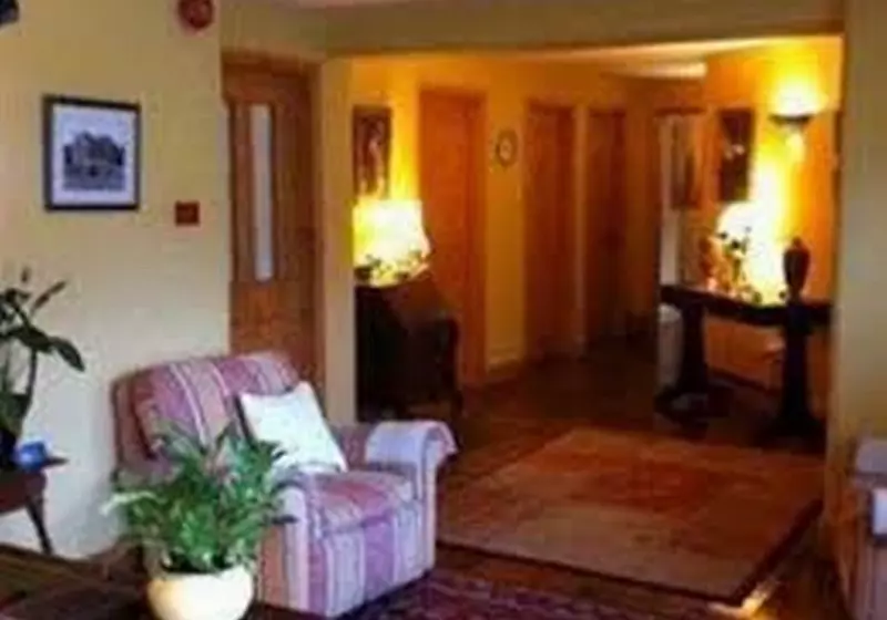 تختخواب و صبحانه Oakwood House