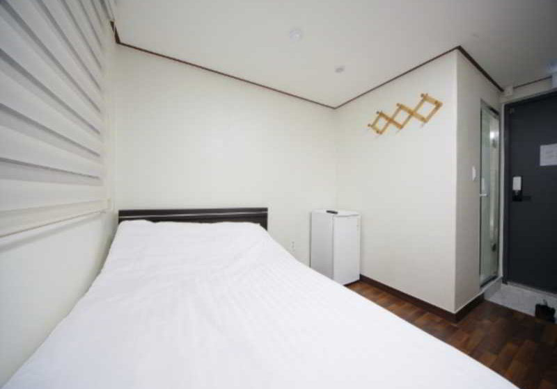 فندق Jj House Myeongdong