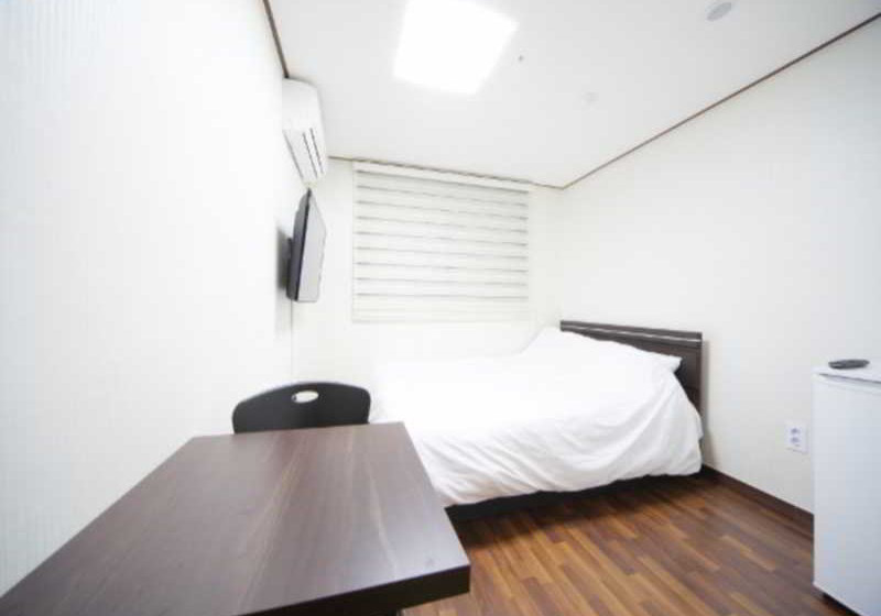 فندق Jj House Myeongdong