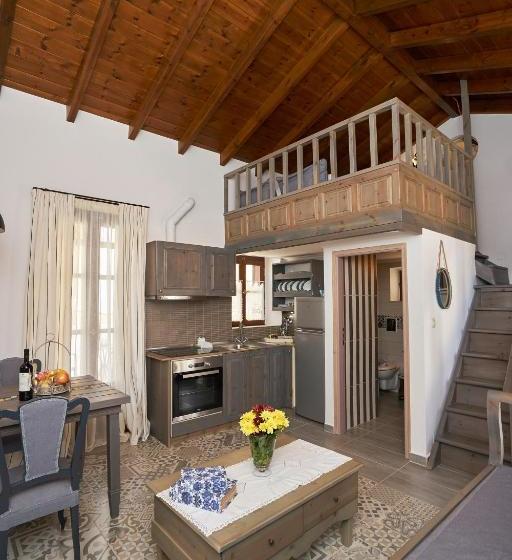 ホテル Kaminos Village