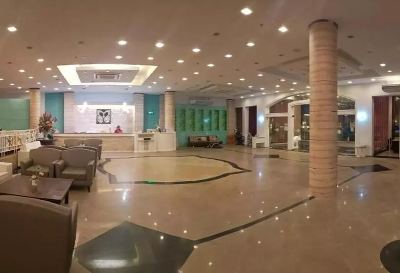 Mayflower Grande Hotel Phitsanulok