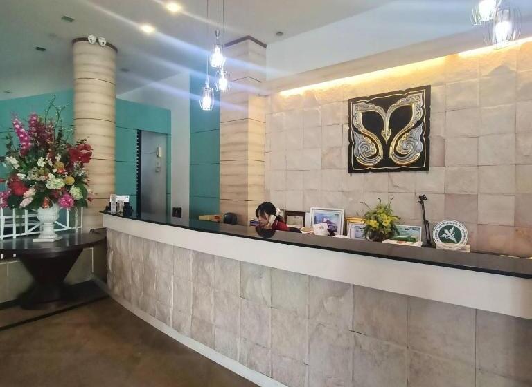 Mayflower Grande Hotel Phitsanulok