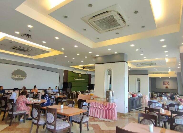 Mayflower Grande Hotel Phitsanulok