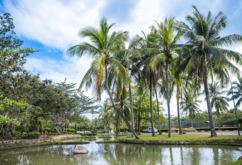 ホテル Pearl River Nantian Hot Spring Resort