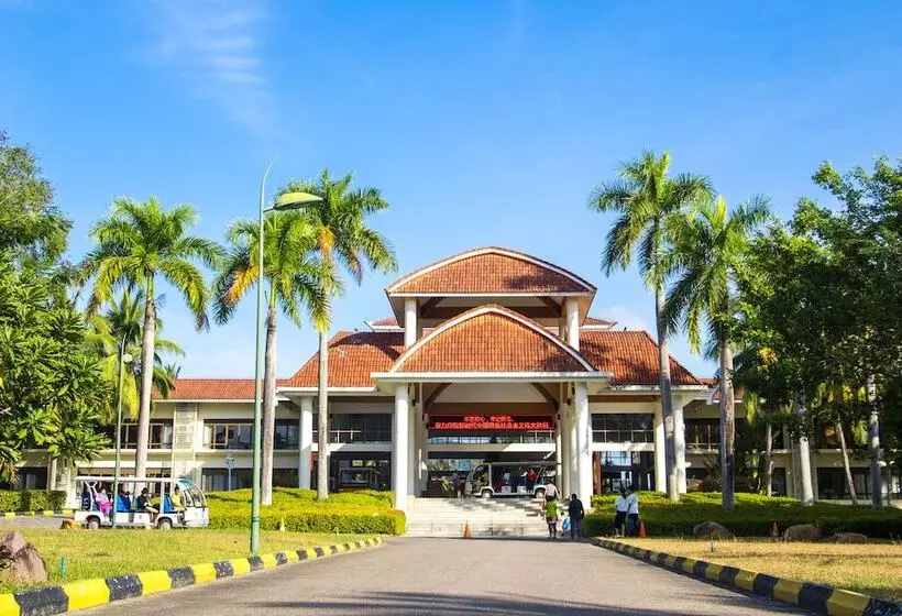 ホテル Pearl River Nantian Hot Spring Resort