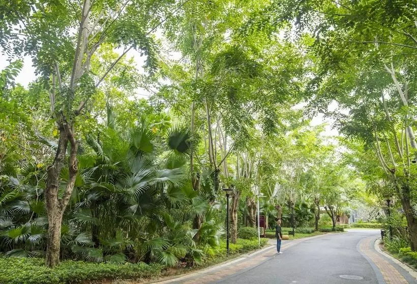 ホテル Pearl River Nantian Hot Spring Resort