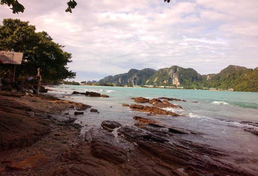 ホテル Phi Phi Sunset Bay Resort