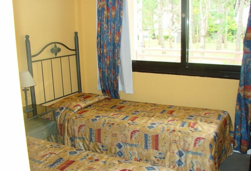 בית מלון כפרי Playa Palace Resort Y Spa