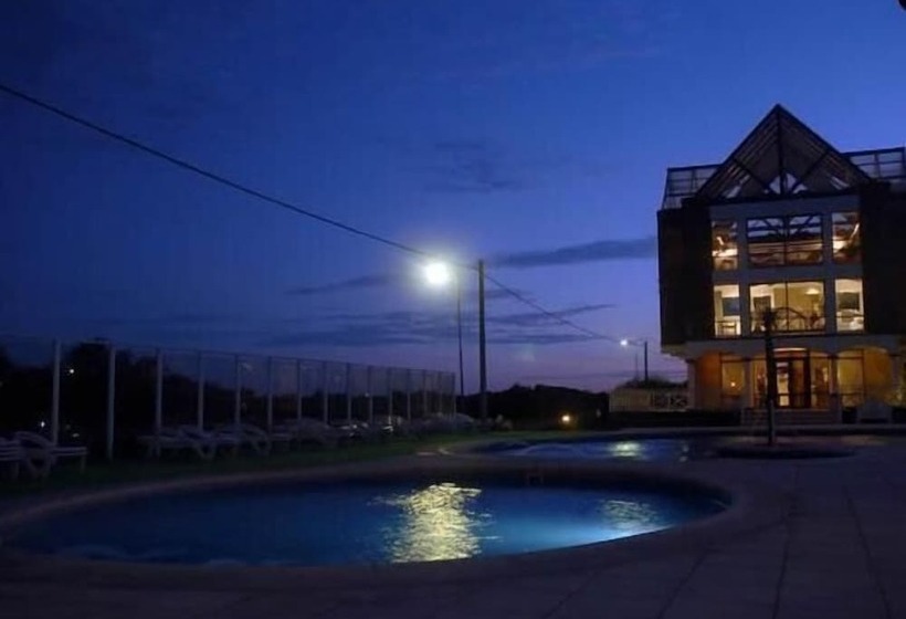 בית מלון כפרי Playa Palace Resort Y Spa