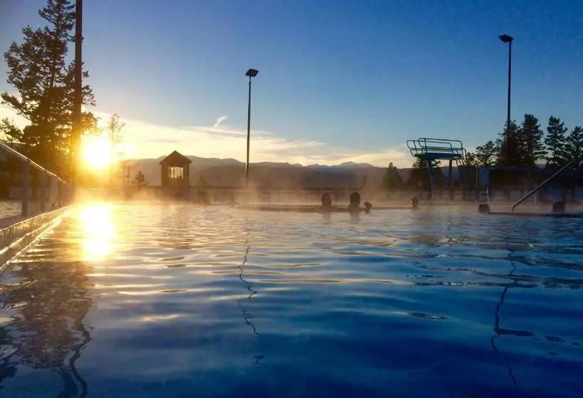 Hotelli The Residences At Fairmont Ridge