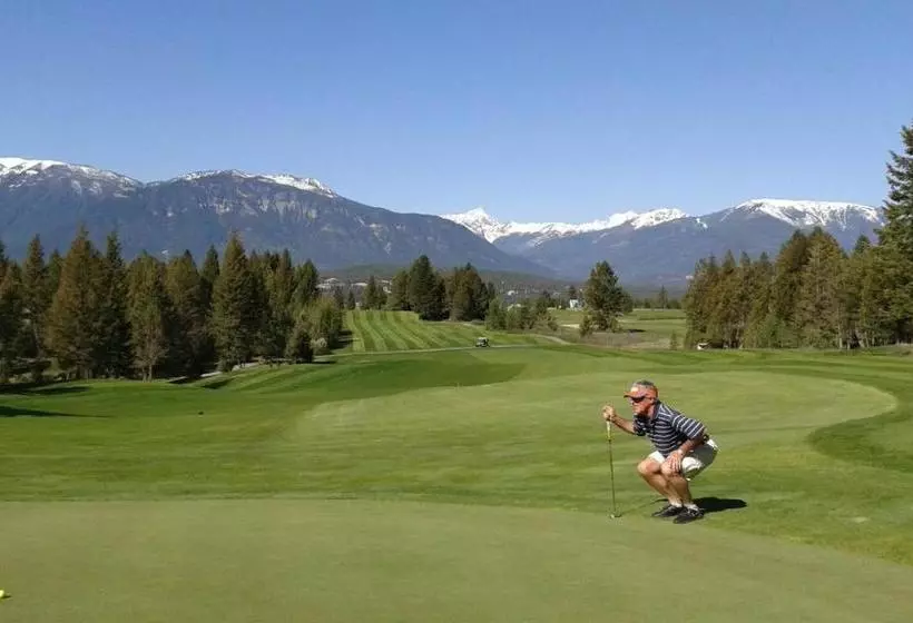 Hotelli The Residences At Fairmont Ridge