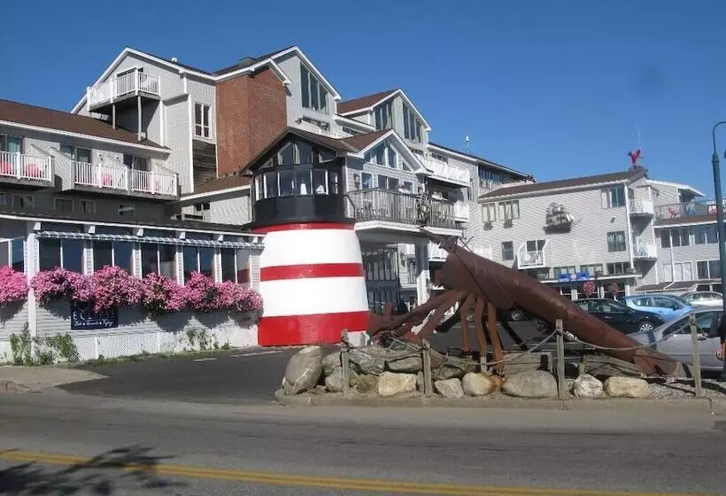 Hotelli Trade Winds On The Bay