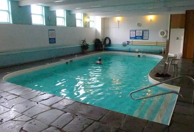 Hotelli Trade Winds On The Bay