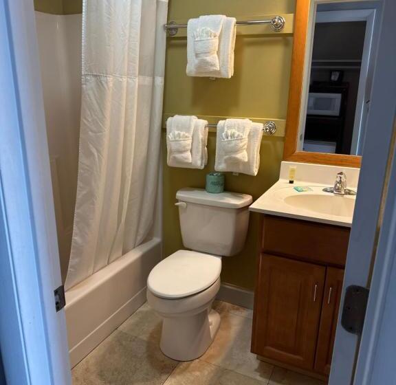 فندق Trade Winds On The Bay