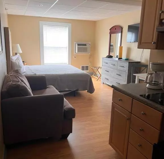 Hotelli Trade Winds On The Bay