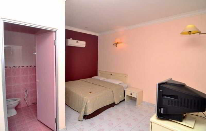 호텔 Zainas Impiana Inn