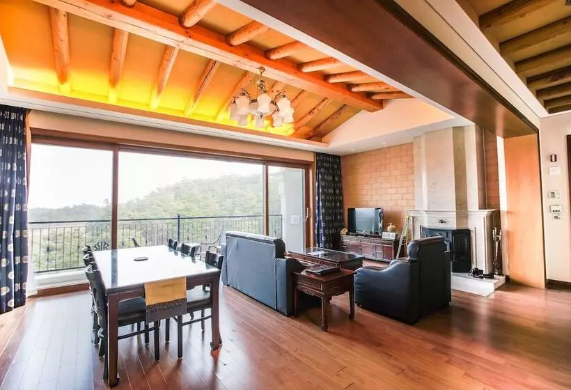 Pineridge Resort