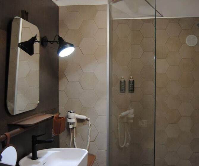 Vin Hotel   Wine Resort And Agriturismo Montieri