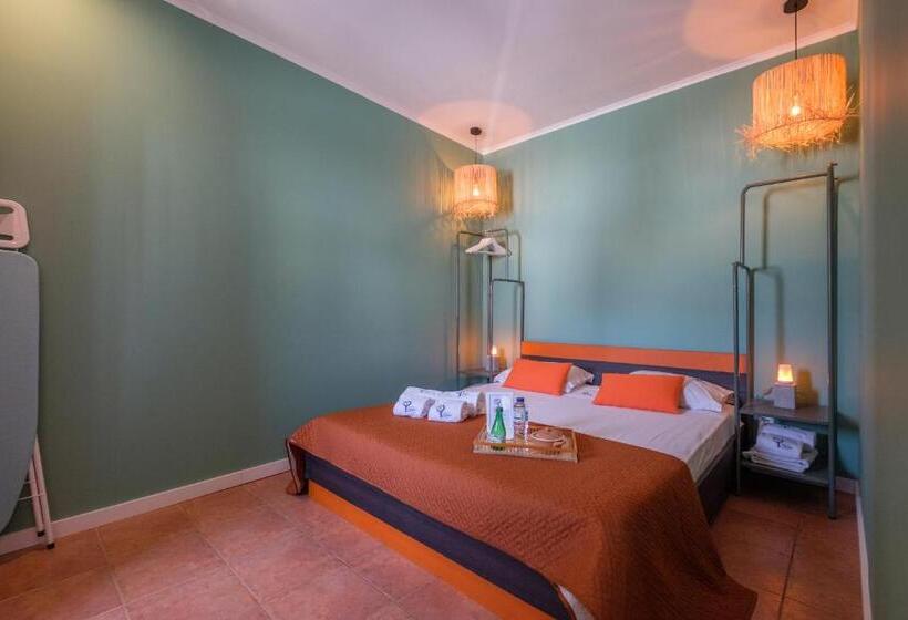 Y Quebedo Boutique Apartments