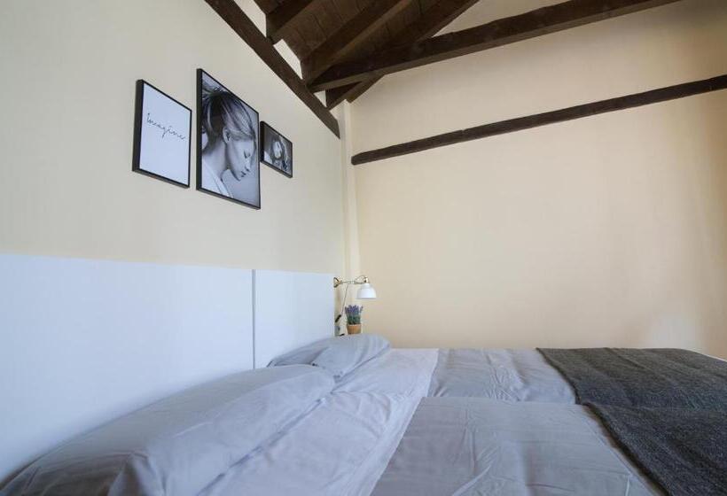 Apartamentos Nahira Suites 3000