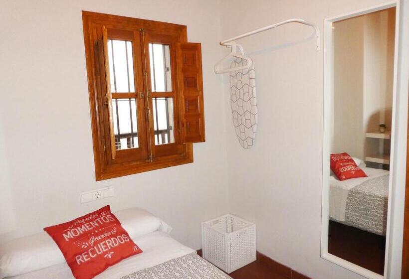 Apartamentos Nahira Suites 3000