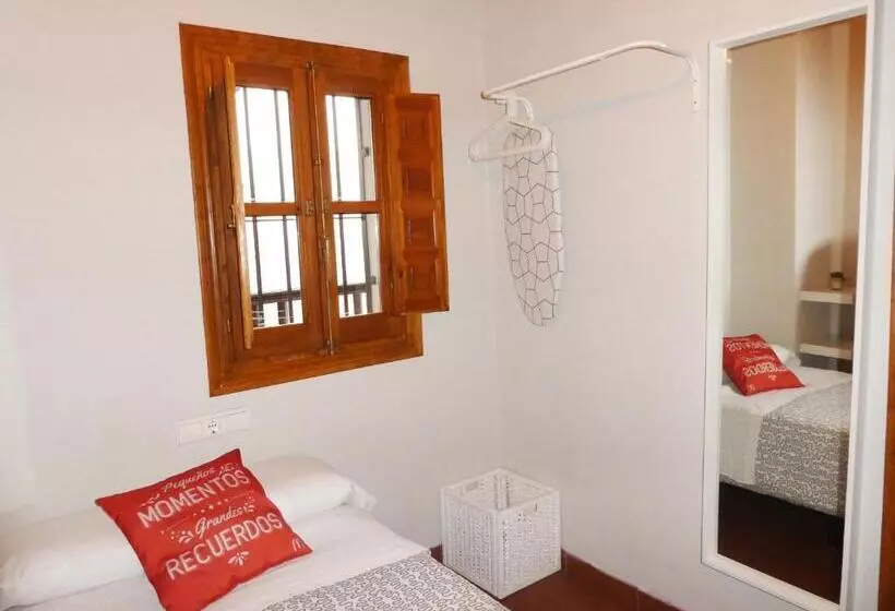 Apartamentos Nahira Suites 3000