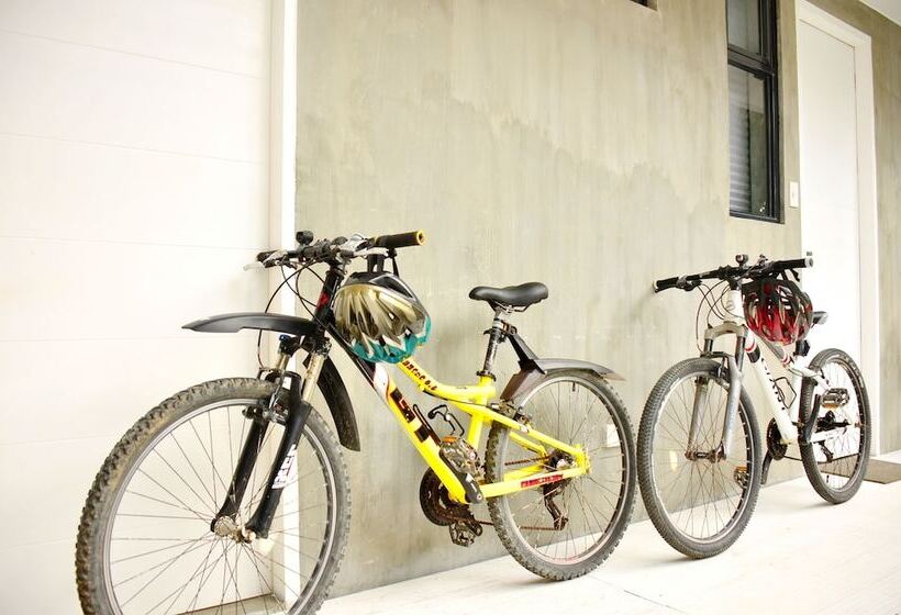 בית מלון כפרי Boracay Balcony Inn