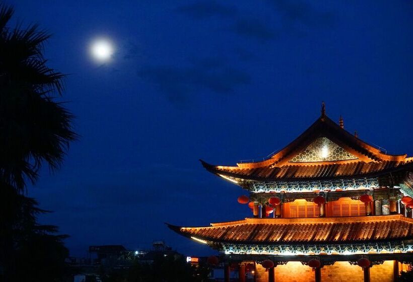 Отель Dali Yunxi Boutique Inn