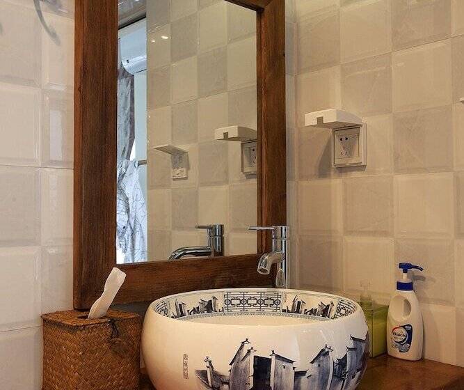 Отель Dali Yunxi Boutique Inn