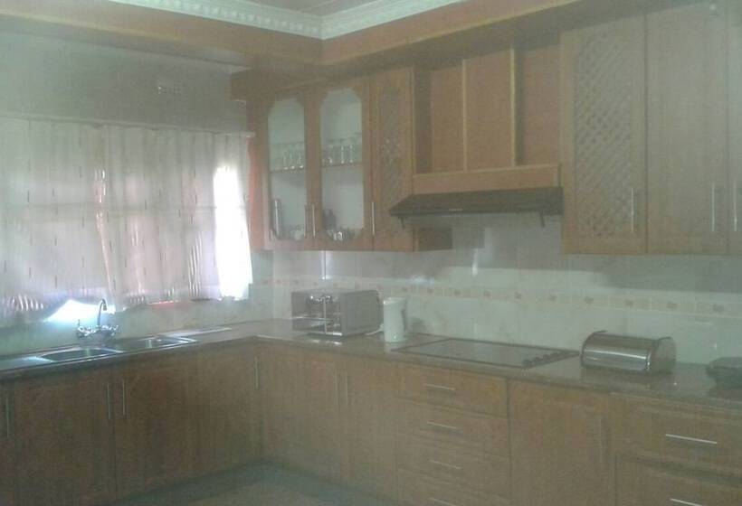 هتل Den View Guesthouse