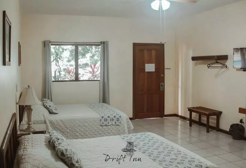 Hotelli Drift Inn Cayo