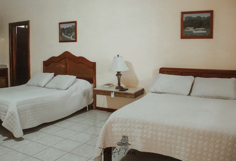 בית מלון כפרי Drift Inn Cayo