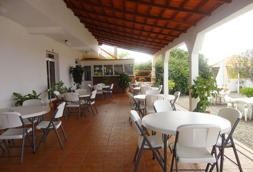 בית מלון כפרי Pôr Do Sol