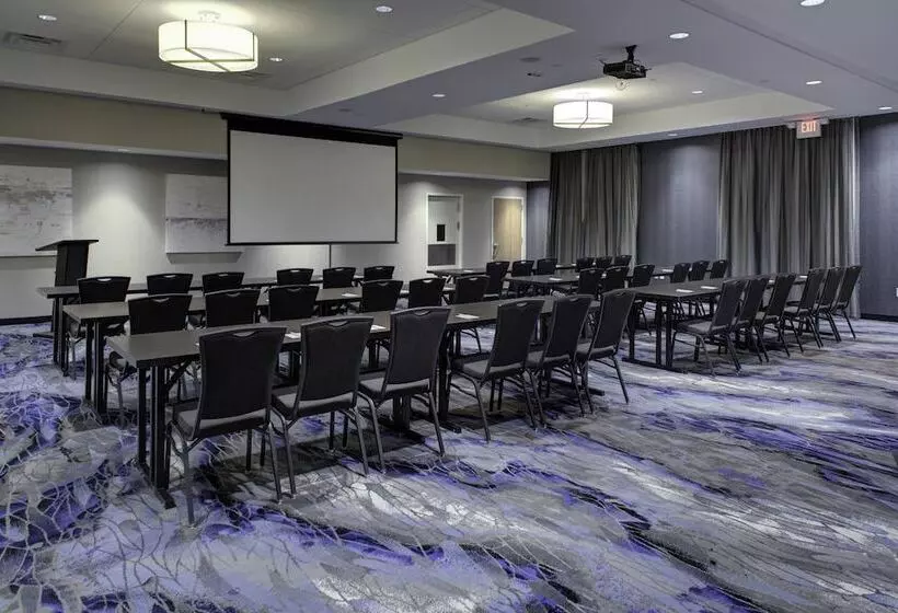 هتل Fairfield Inn & Suites By Marriott Allentown West