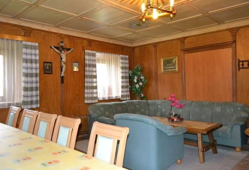 ホテル Ferienhaus Toeldererhof