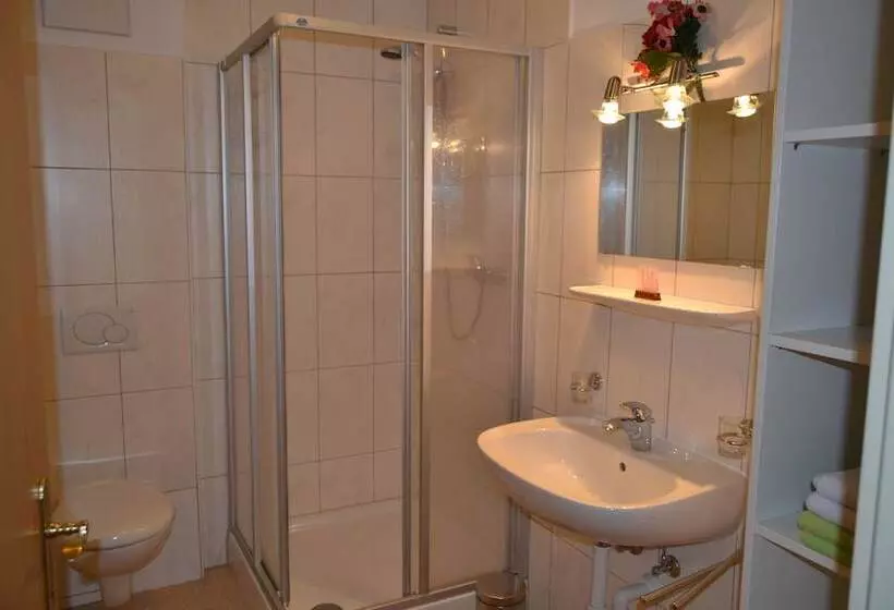 ホテル Ferienhaus Toeldererhof