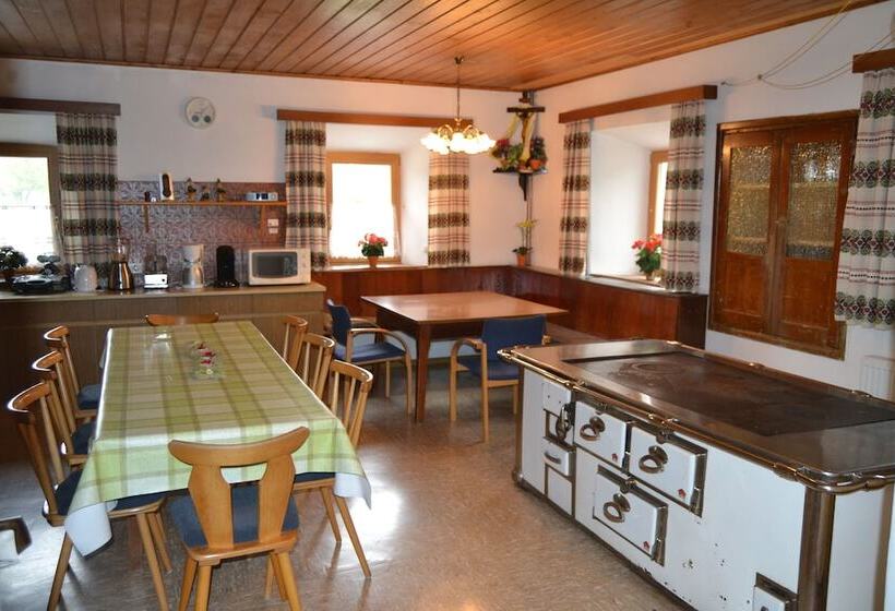 ホテル Ferienhaus Toeldererhof