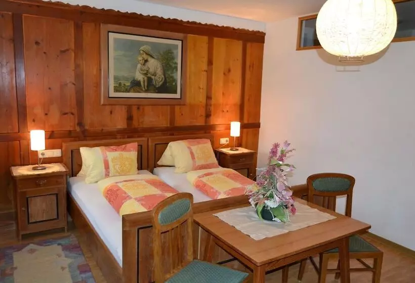 ホテル Ferienhaus Toeldererhof