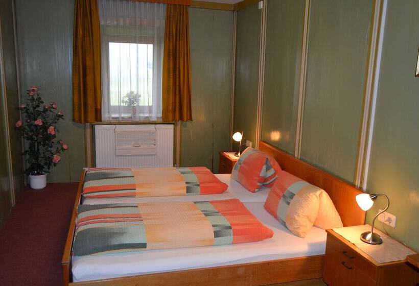 ホテル Ferienhaus Toeldererhof