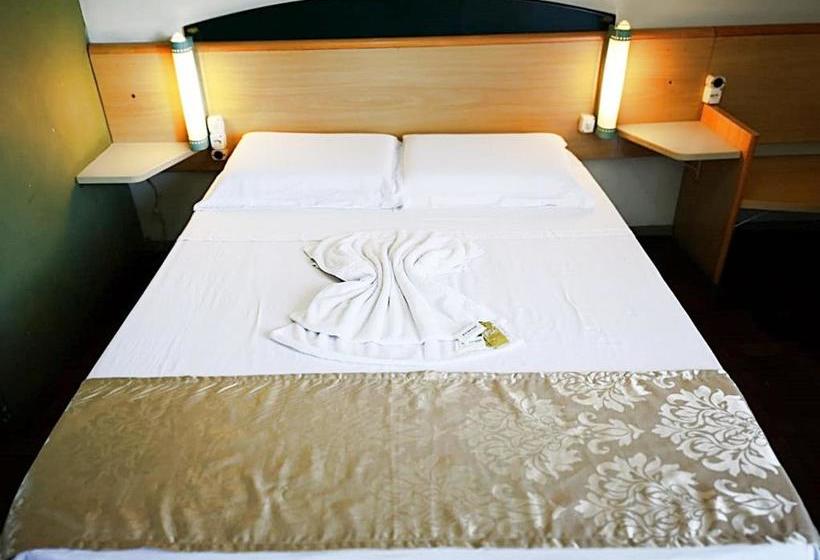 בית מלון כפרי Flat Paraty