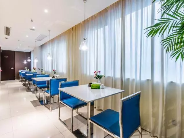 Hotelli Jinjiang Inn Select Hangzhou Binjiang University City