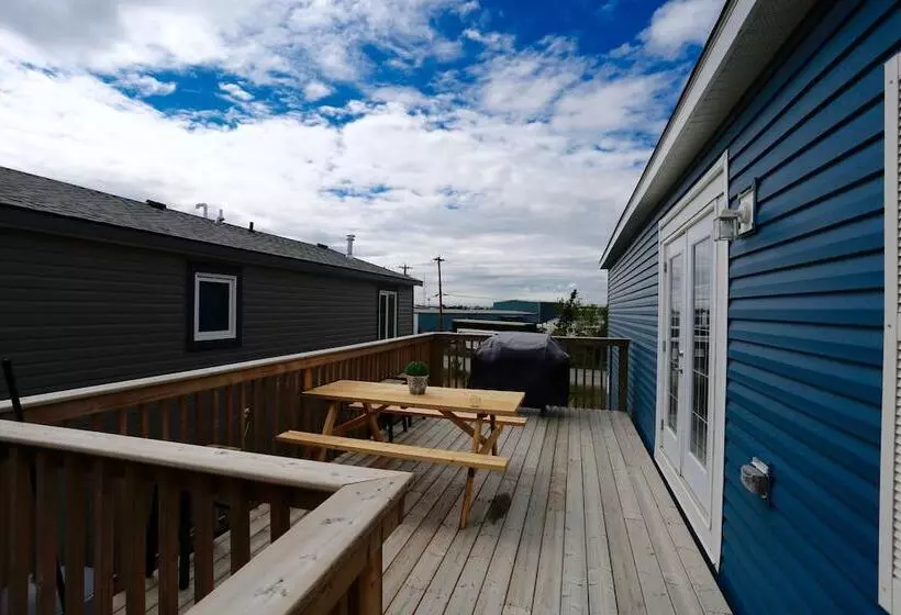 Hotelli Lou And Francis Guesthouse