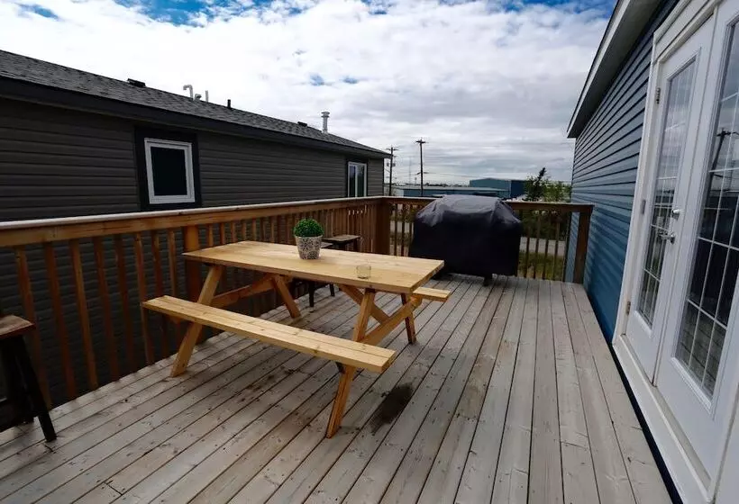 Hotelli Lou And Francis Guesthouse