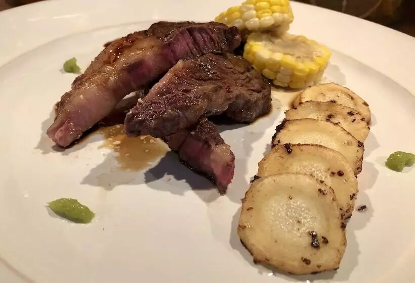 Hotelli Lou And Francis Guesthouse