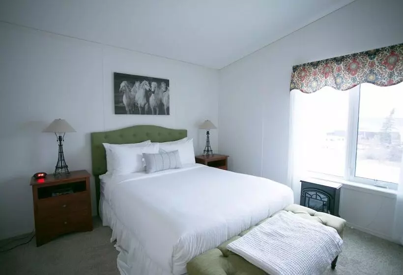 Hotelli Lou And Francis Guesthouse