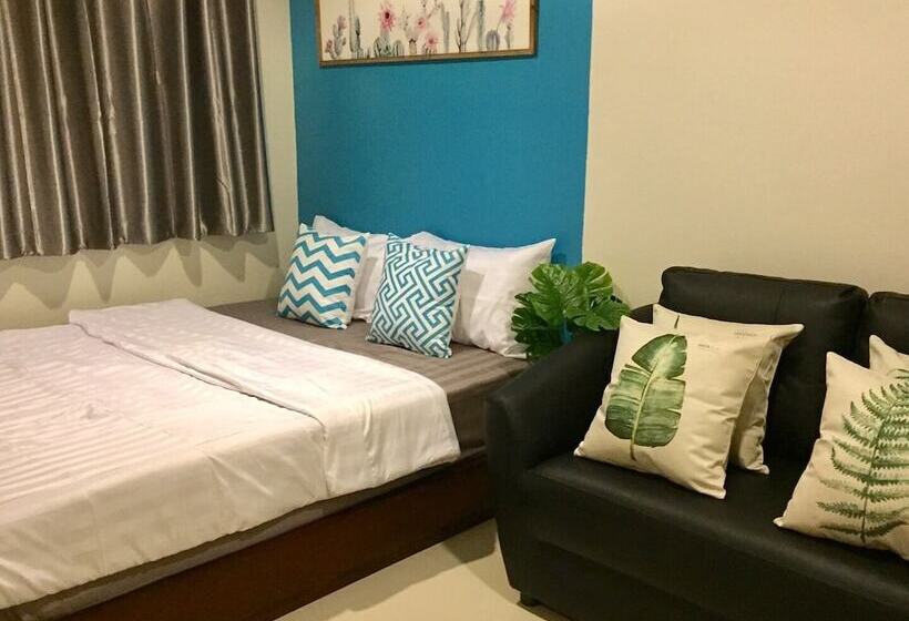 Hotel Nouveau Guesthouse