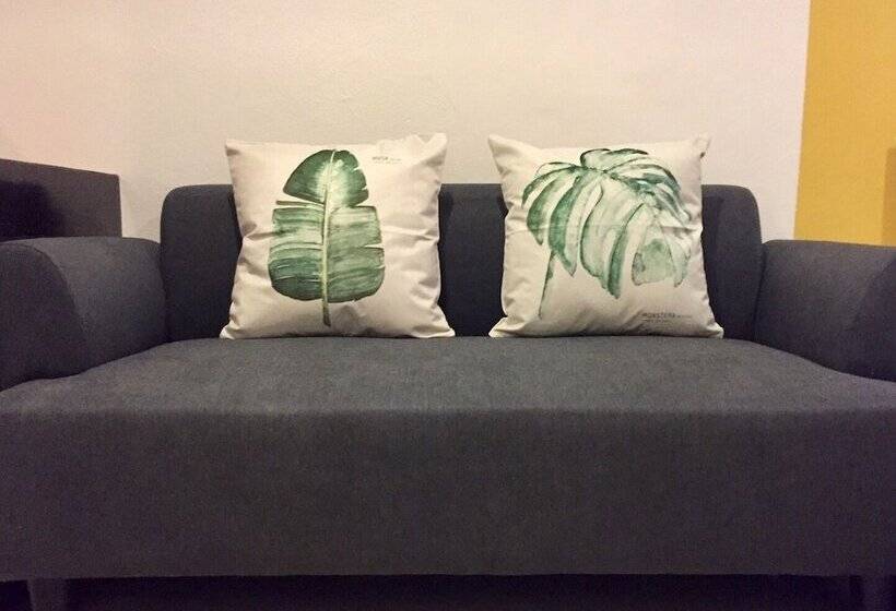 Hotel Nouveau Guesthouse