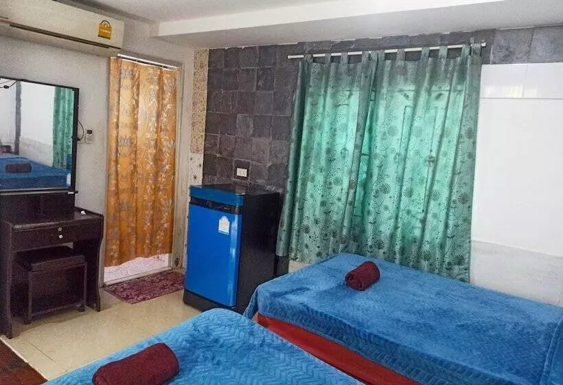 ホテル Nu Phuket Airport Residence